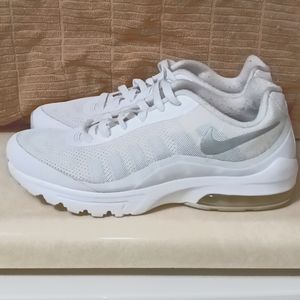 Women's Size 9 Nike Air